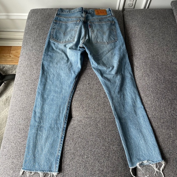 Levi's 501 Light Blue Skinny Jeans - Picture 2 of 8